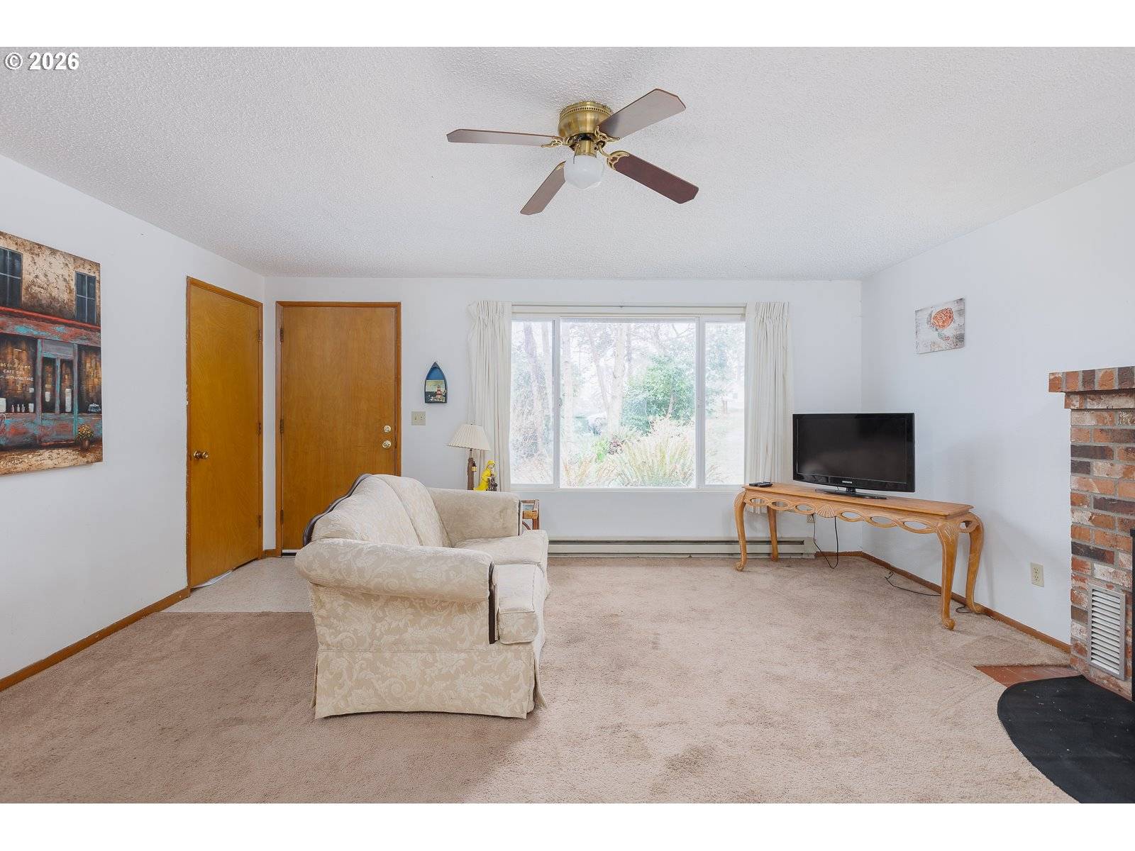 916 NE DOUGLAS ST, Newport, OR 97365