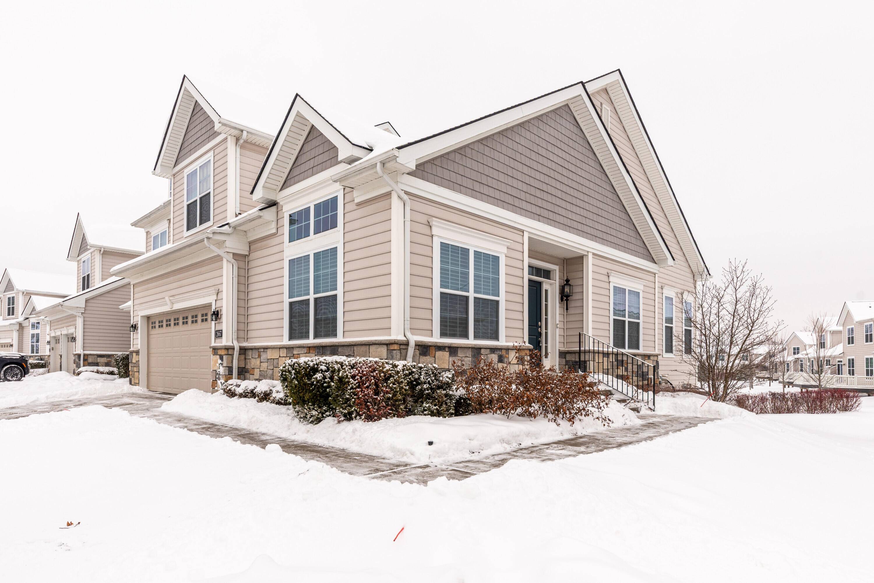 2667 Oxford CIR, Scio Twp, MI 48103