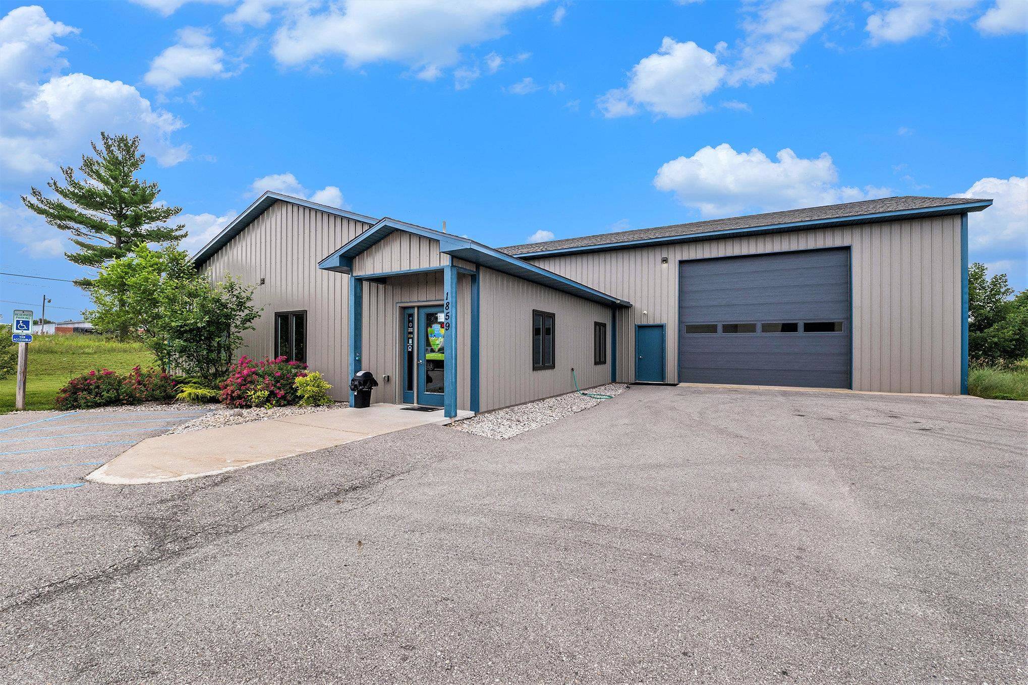 1859 Southpeak DR, Blair Twp, MI 49685