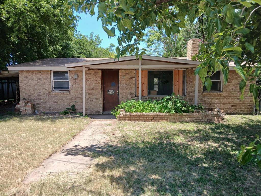 2010 Nowlin Road, Coleman, TX 76834
