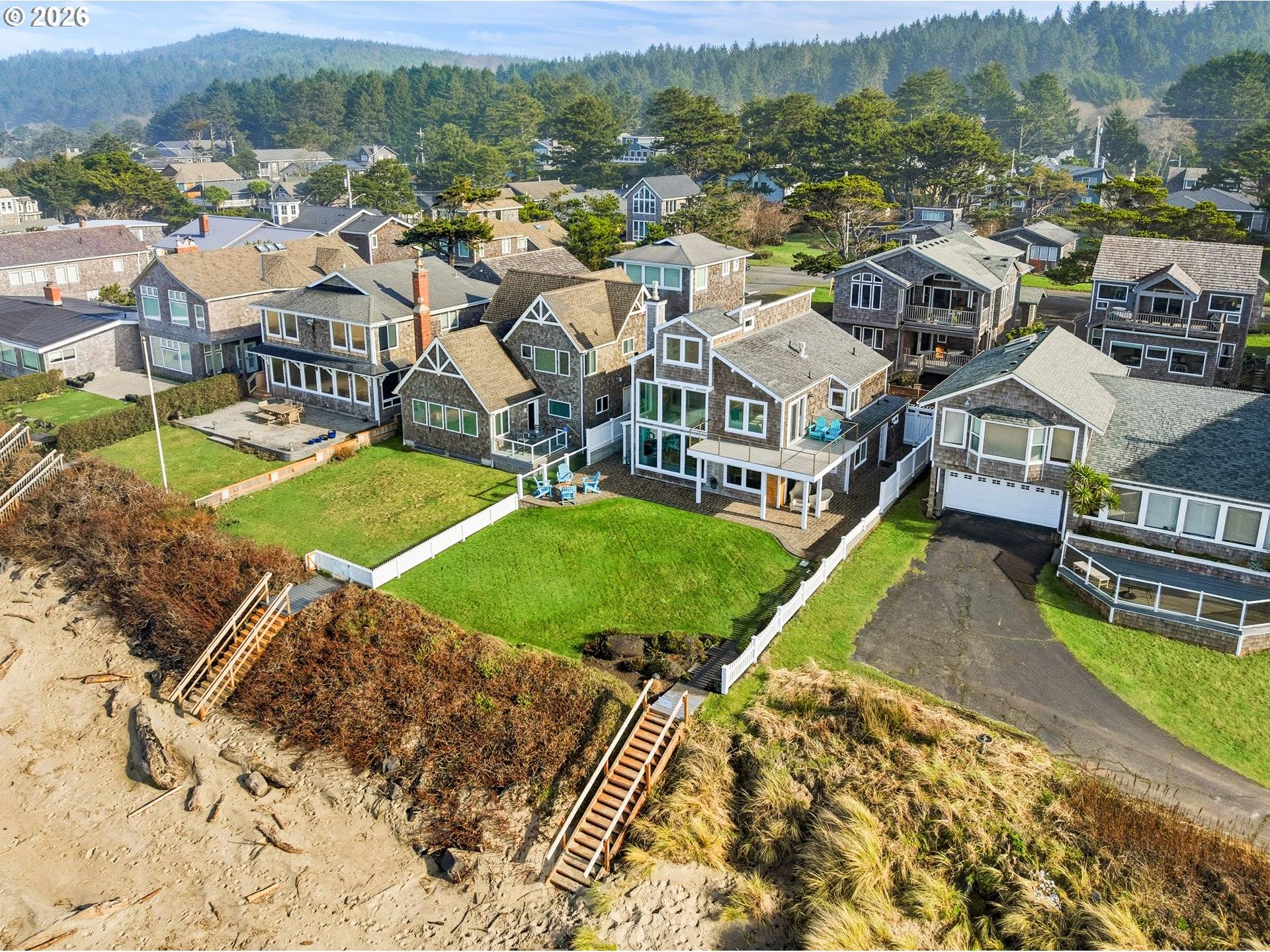 3772 PACIFIC ST, Cannon Beach, OR 97110