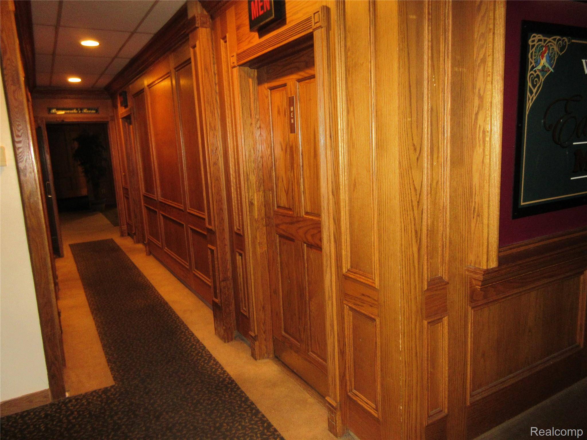 24611 Gratiot AVE, Eastpointe, MI 48021