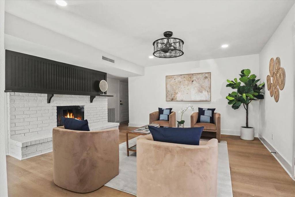 3305 Bellingham Court, Dallas, TX 75228