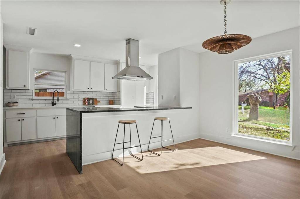 3305 Bellingham Court, Dallas, TX 75228