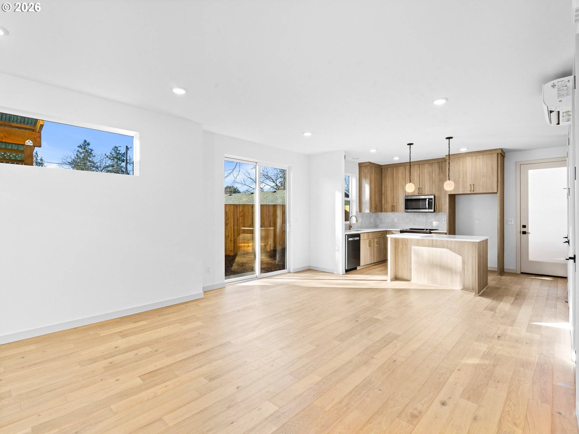 7448 SE Tolman ST, Portland, OR 97206