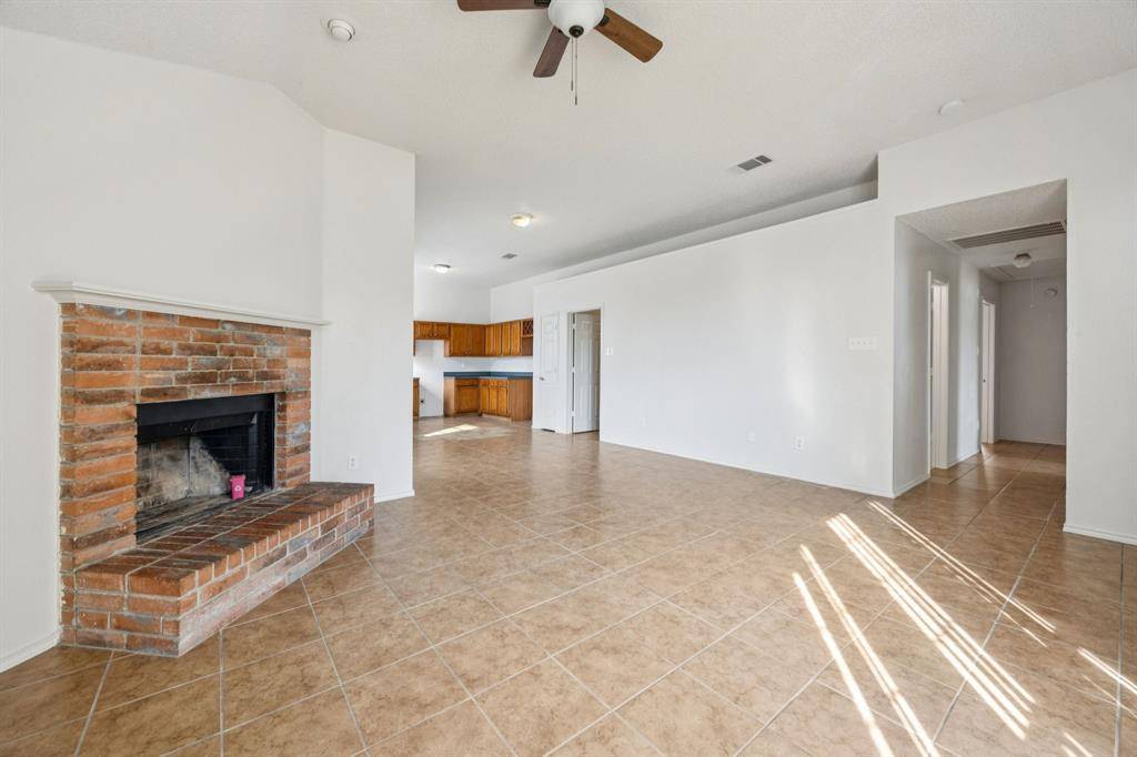 1602 Develon Drive, Mesquite, TX 75149