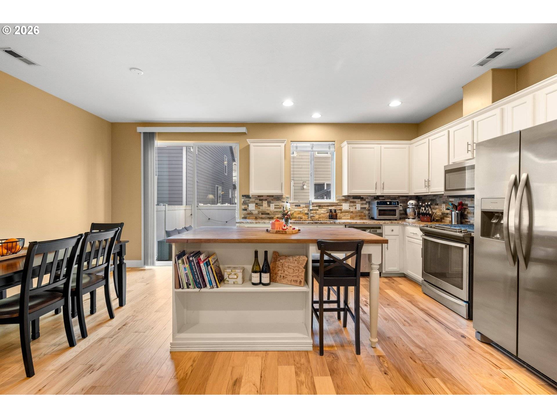 9225 SW CASCARA LN, Tualatin, OR 97062