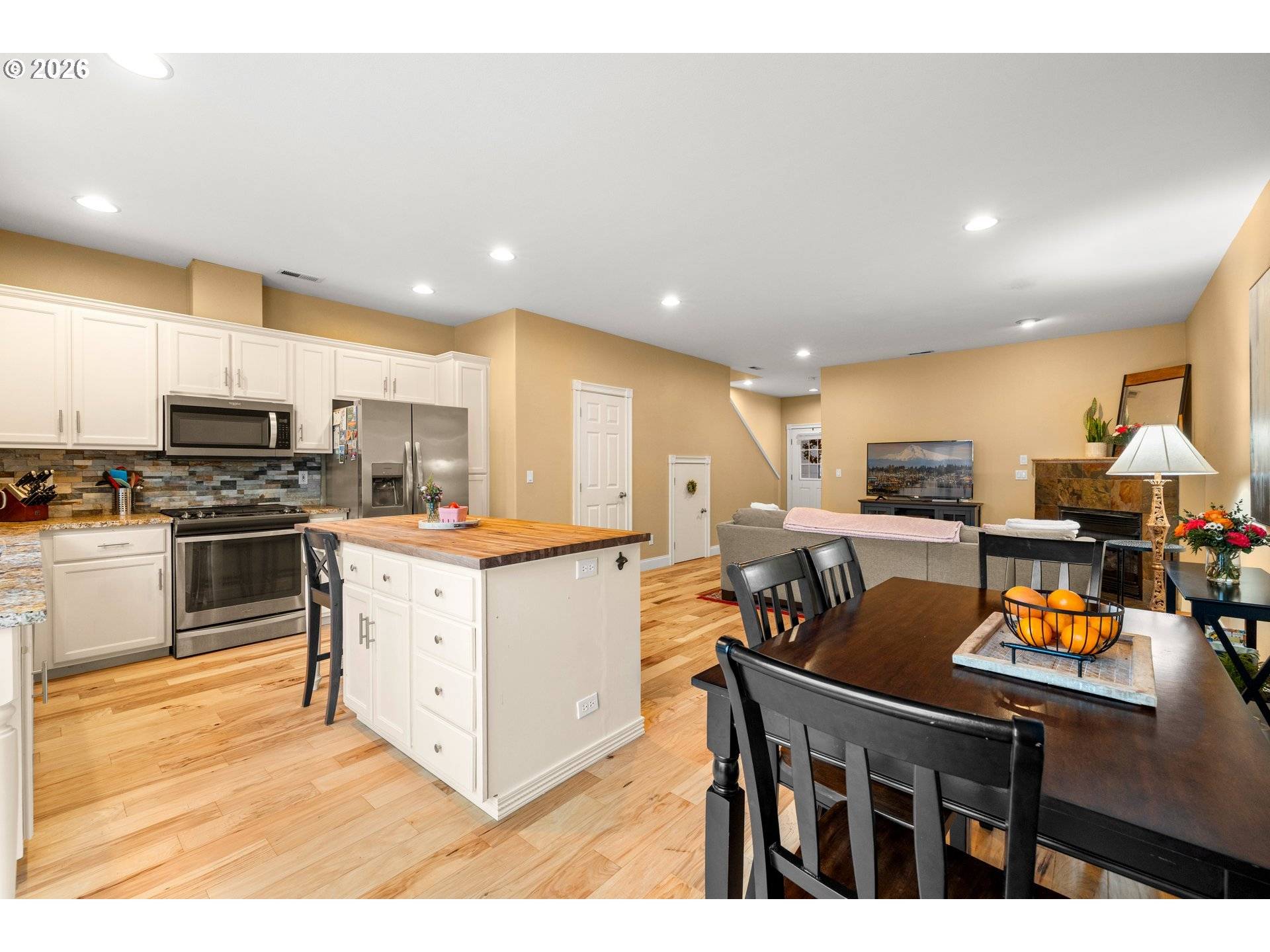 9225 SW CASCARA LN, Tualatin, OR 97062