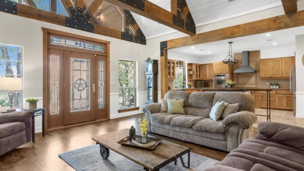 218 River Oaks Drive, Combine, TX 75159