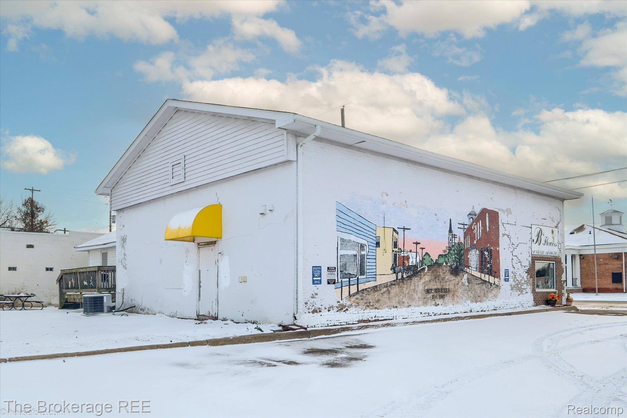 755 E Mount Morris ST, Mt. Morris, MI 48458