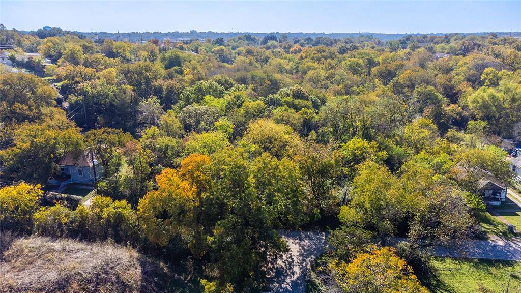 1600 Seale Street, Dallas, TX 75208