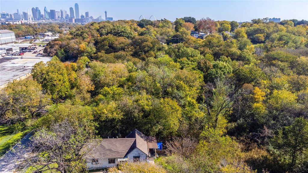 1600 Seale Street, Dallas, TX 75208