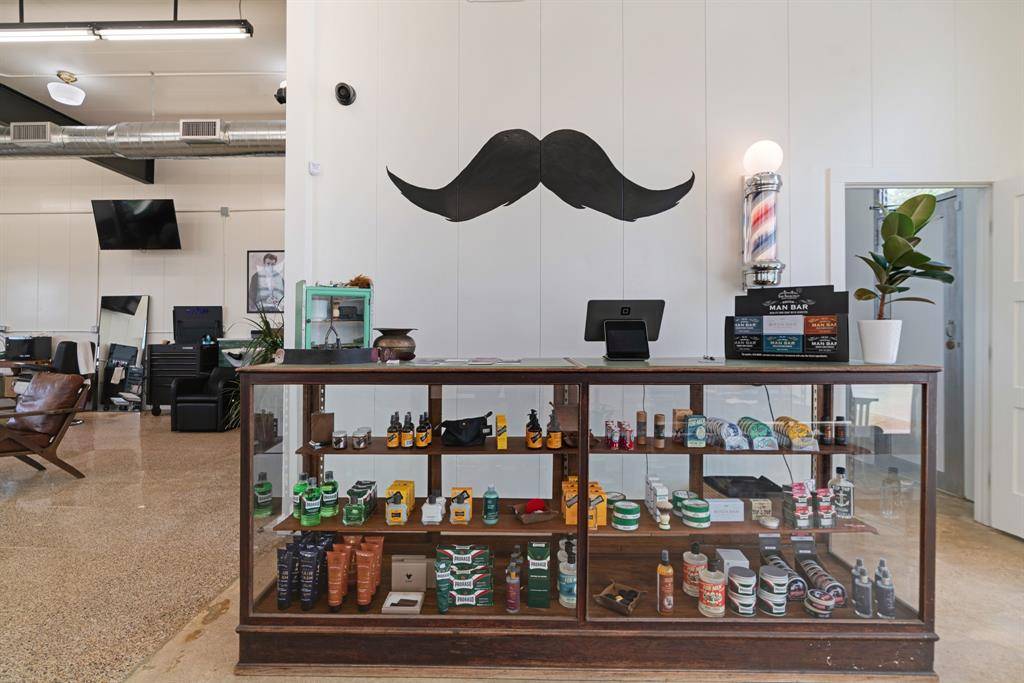 3015 Clarksville Street, Paris, TX 75460