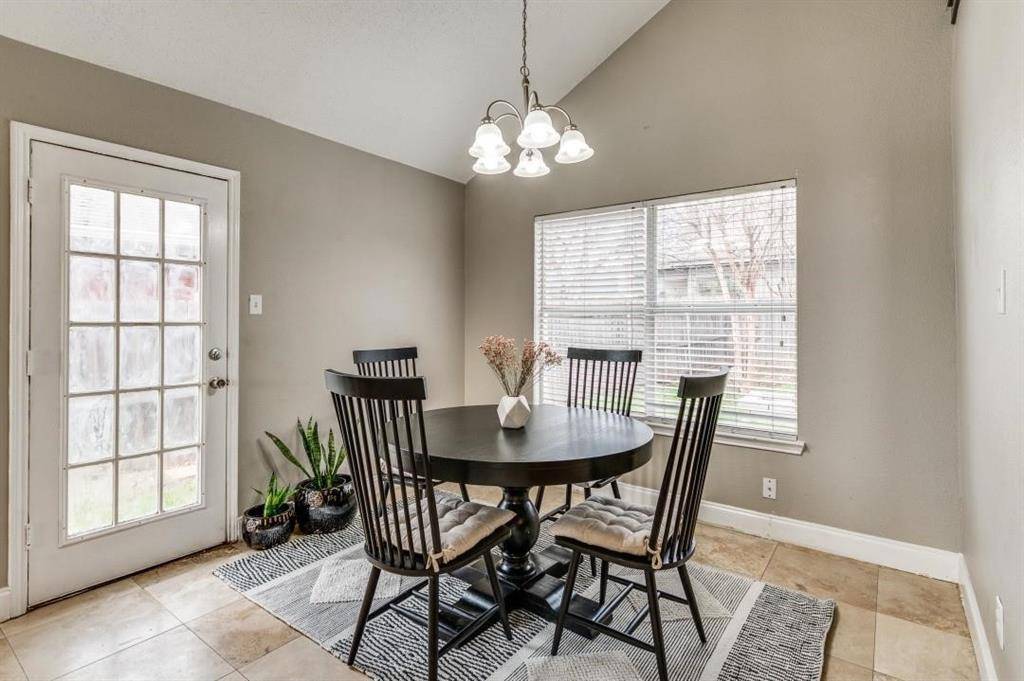8164 Heritage Place Drive, Fort Worth, TX 76137