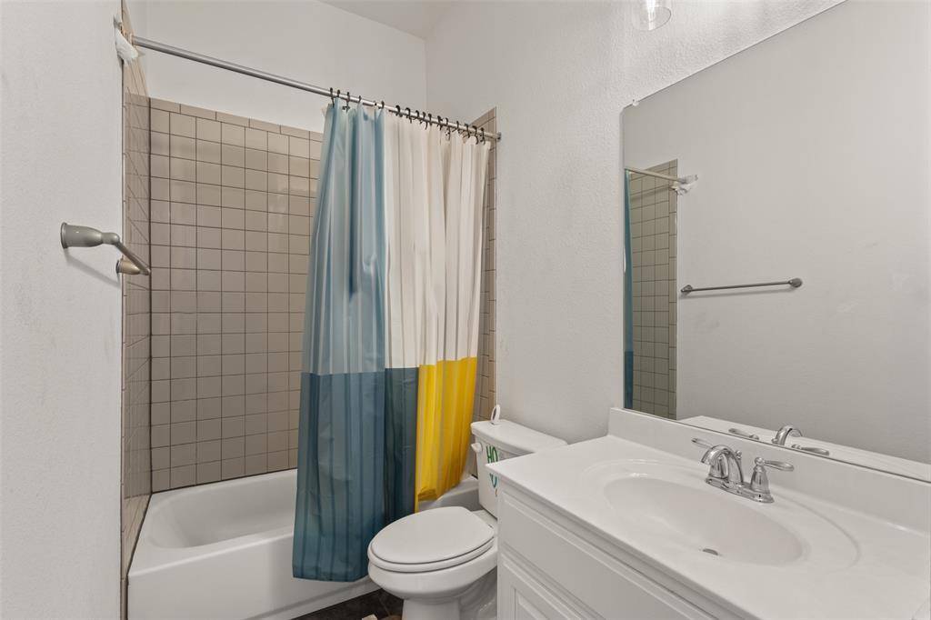1705 Landing Street, Mansfield, TX 76063