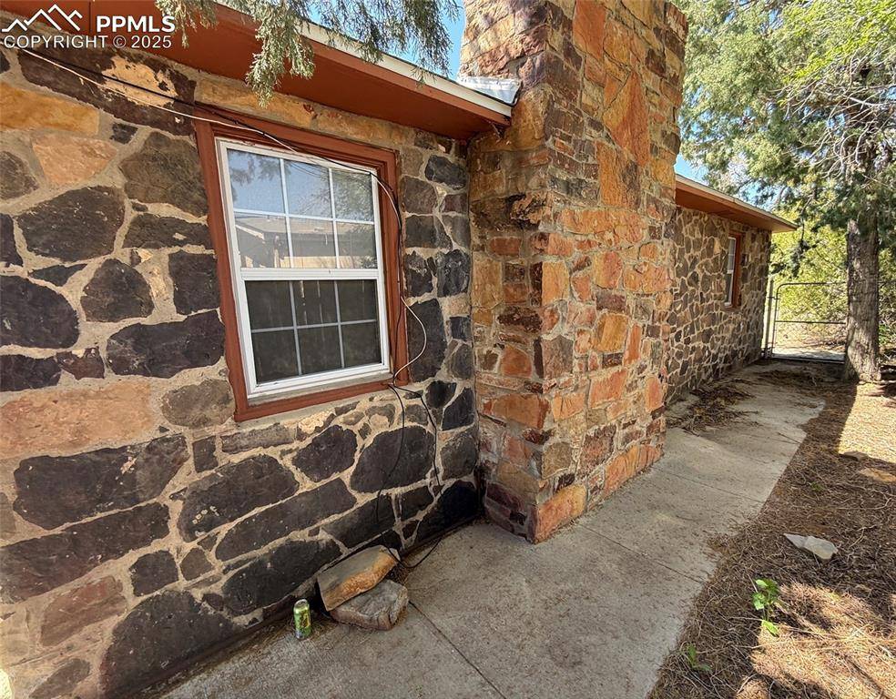 1117 E 6th ST, La Junta, CO 81050