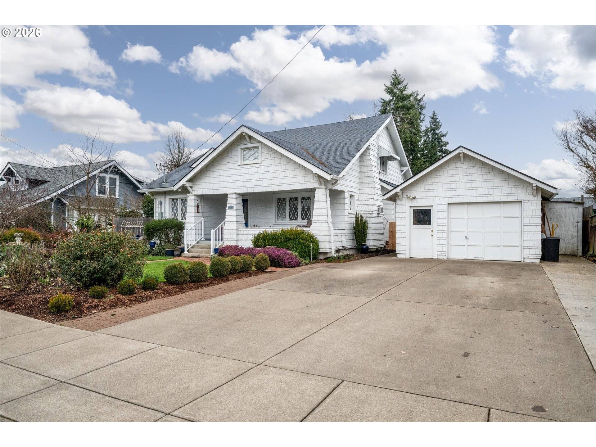 524 N 5TH ST, Creswell, OR 97426