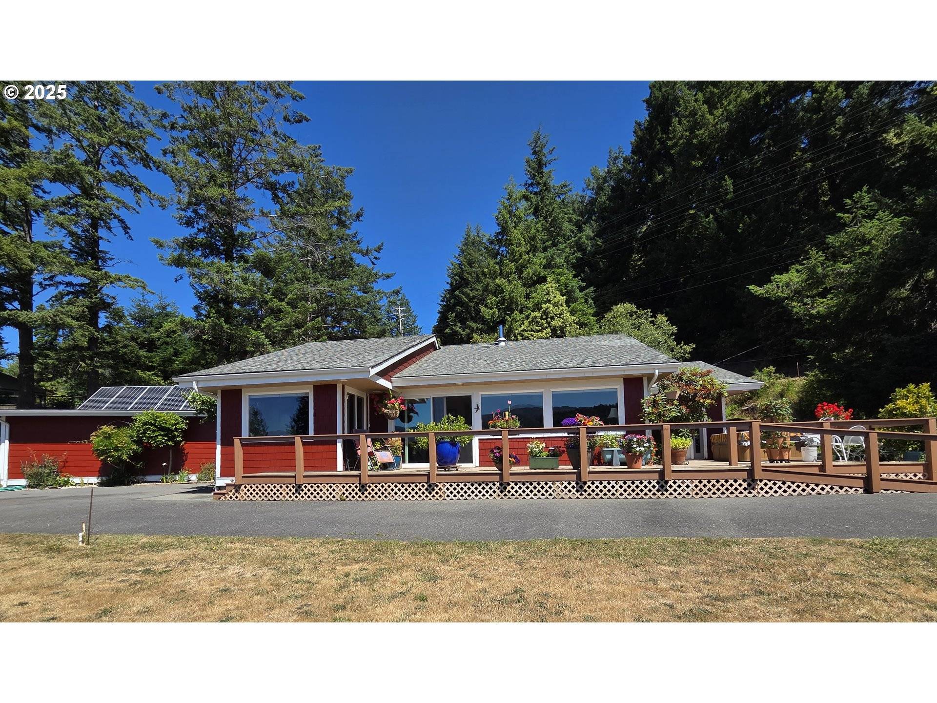 95800 TIMBER HILL RD, Gold Beach, OR 97444