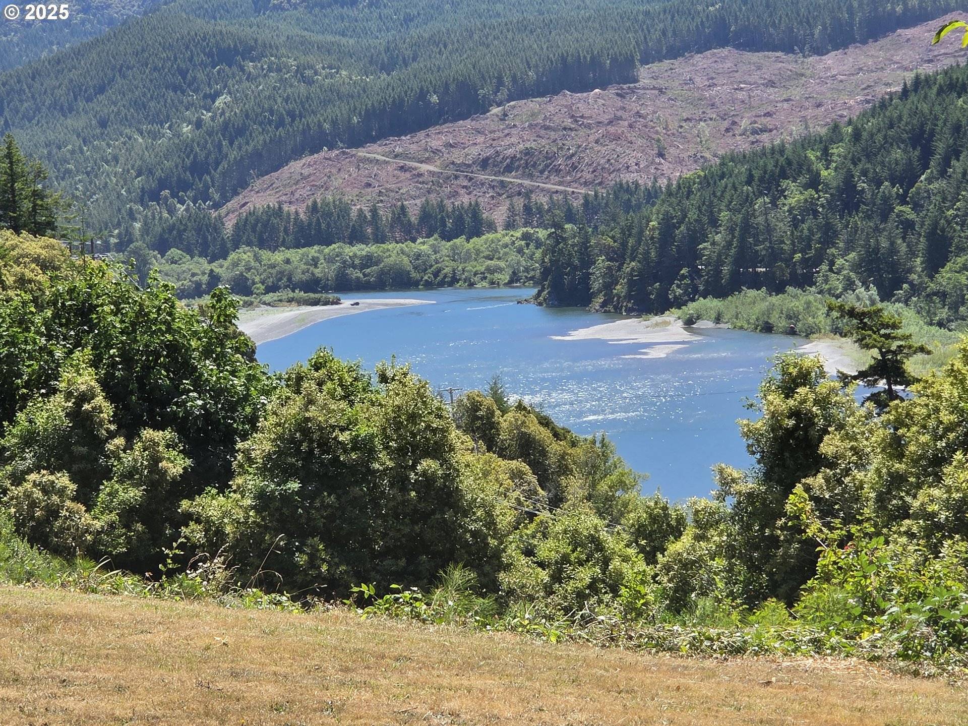 95800 TIMBER HILL RD, Gold Beach, OR 97444