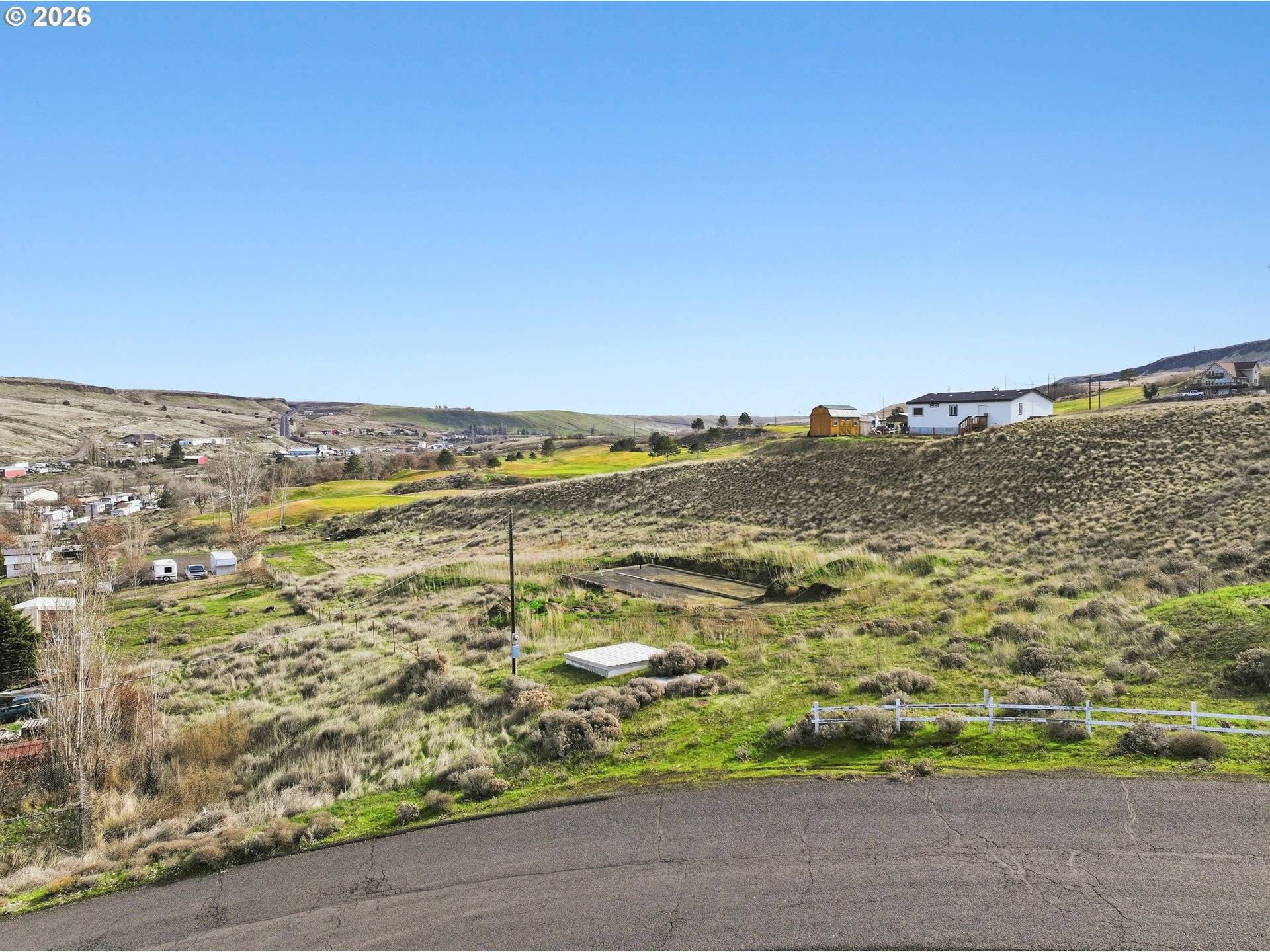 1100 Columbia View DR, Arlington, OR 97812