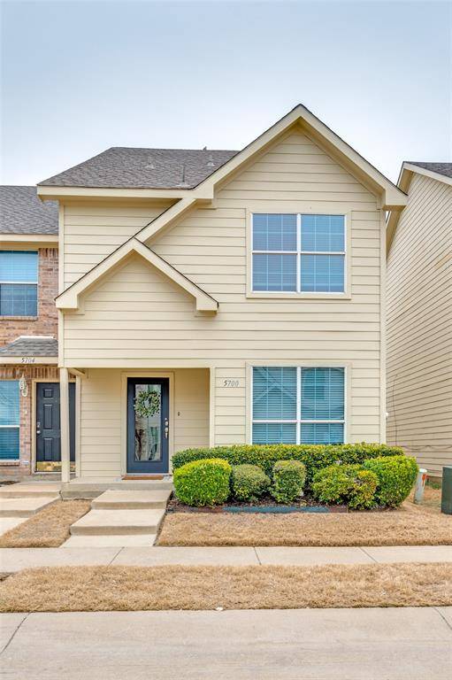 5700 Giddyup Lane, Fort Worth, TX 76179