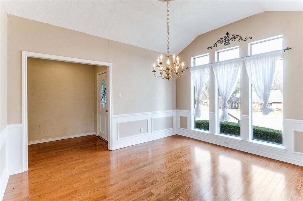 2120 Meadowview Court, Garland, TX 75043