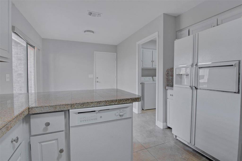 14822 Sopras Circle, Addison, TX 75001