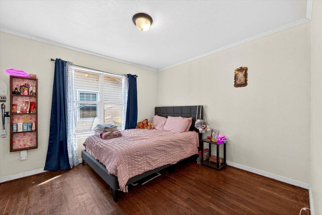 1115 Fisher Street, Bellmead, TX 76705