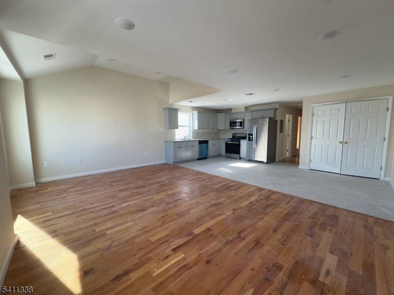 487 S 18Th St 2nd Fl #2, Newark City, NJ 07103
