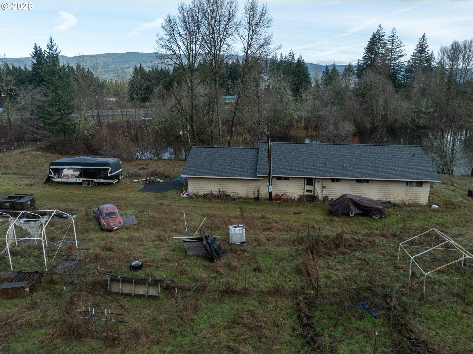 820 SE FRONTAGE RD, Cascade Locks, OR 97014