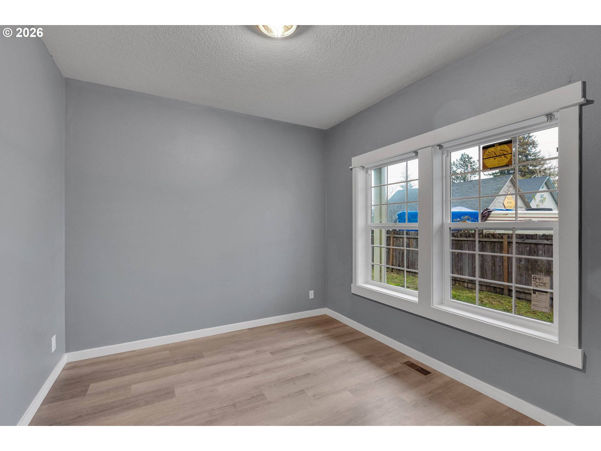 818 S BRIDGE ST, Sheridan, OR 97378