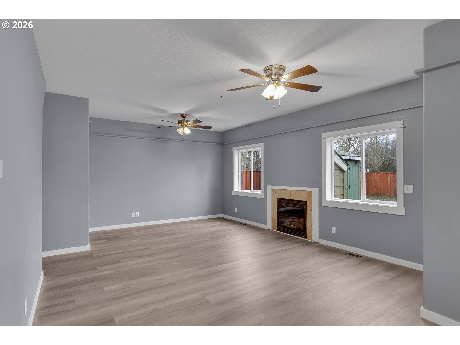 818 S BRIDGE ST, Sheridan, OR 97378