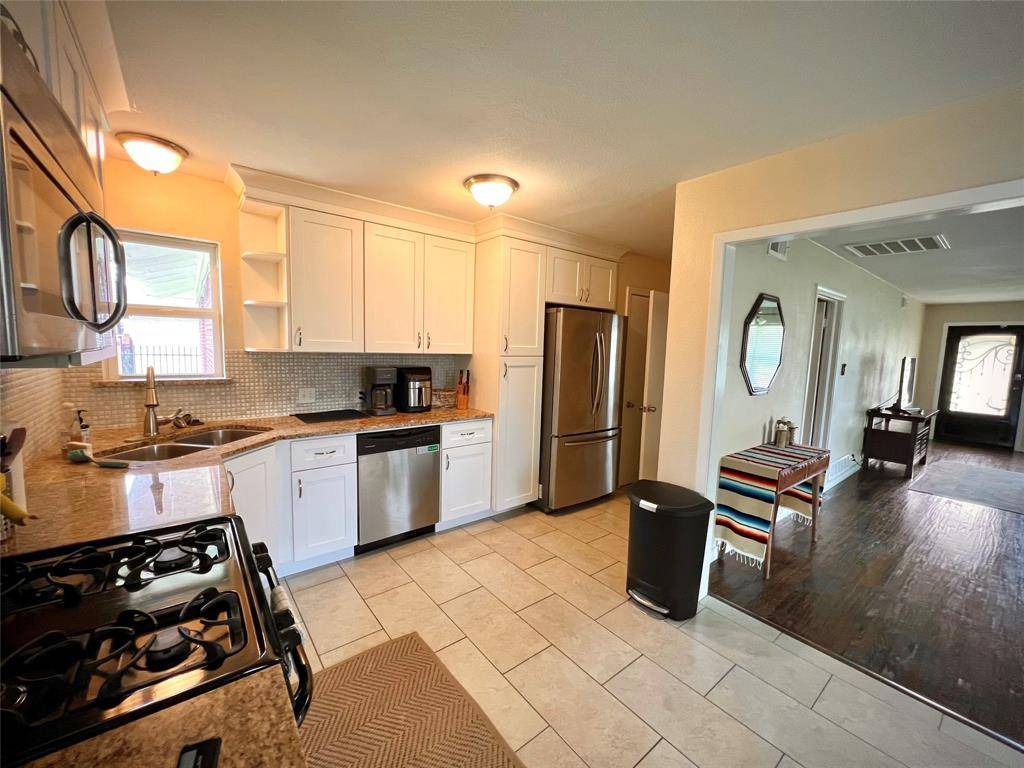 3472 Rugged Drive, Dallas, TX 75224