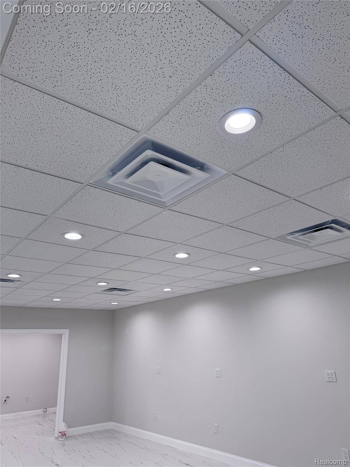 19475 James Couzens FWY, Detroit, MI 48235