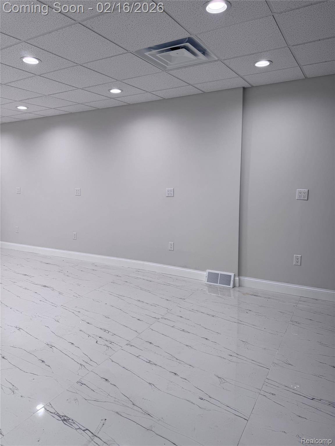 19475 James Couzens FWY, Detroit, MI 48235