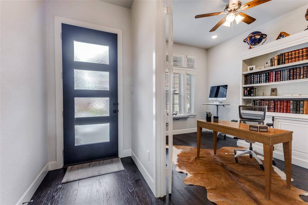 9136 Rock Daisy Court, Dallas, TX 75231