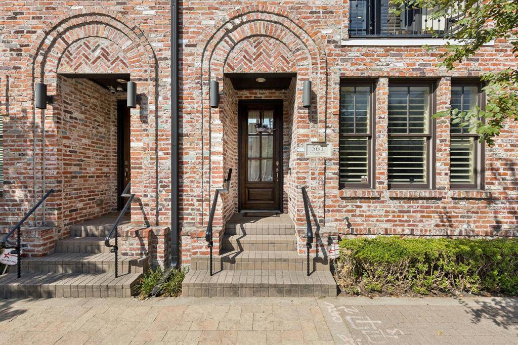 561 S Cesar Chavez Boulevard, Dallas, TX 75201