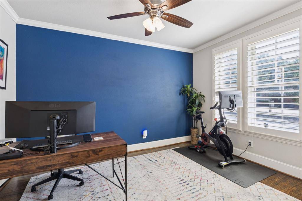 561 S Cesar Chavez Boulevard, Dallas, TX 75201