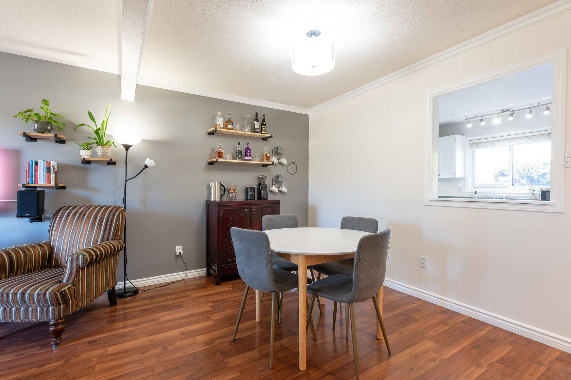 55E Foxfield DR, Barrhaven, ON K2J 1L7