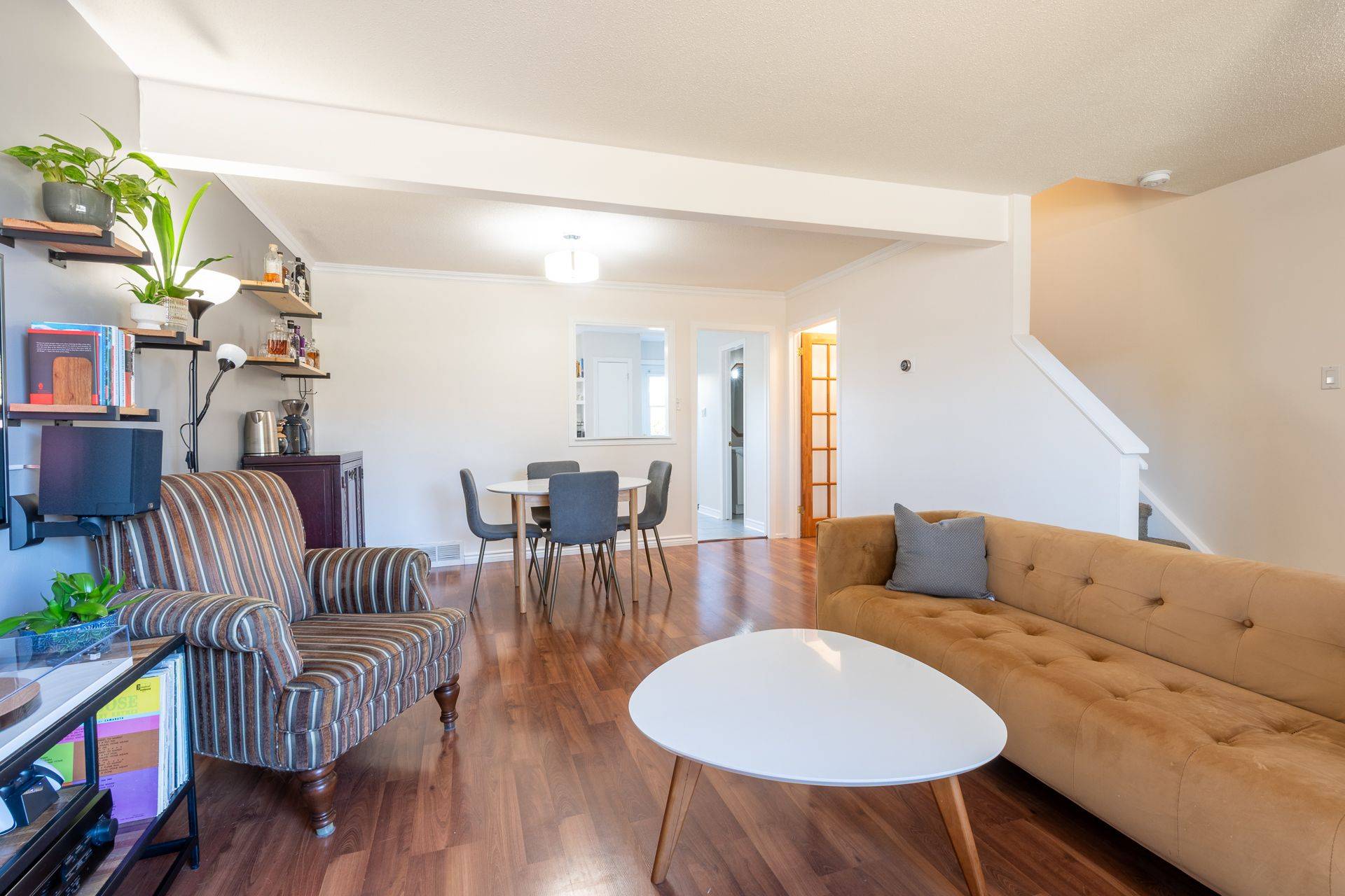 55E Foxfield DR, Barrhaven, ON K2J 1L7