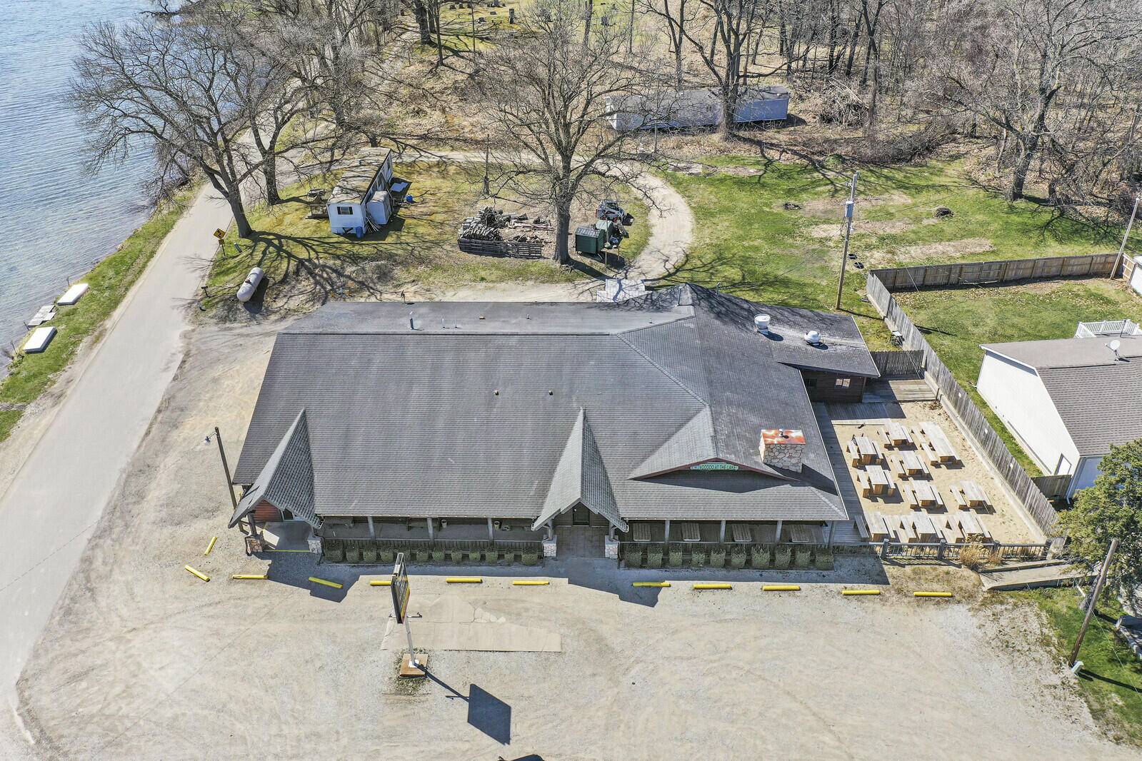 59640 County Line RD, Newberg Twp, MI 49093