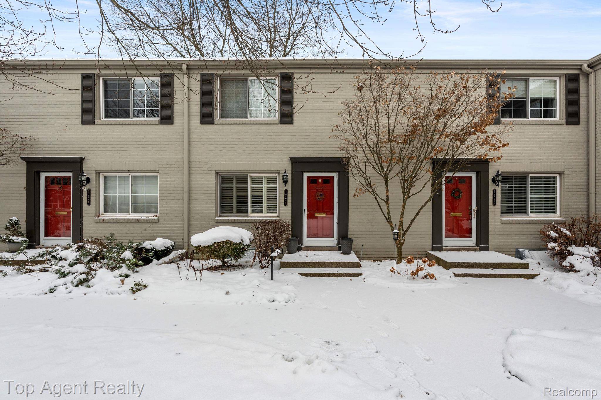 1724 Graefield RD, Birmingham, MI 48009