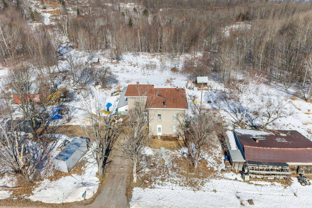 5106 OPEONGO RD W, Bonnechere Valley, ON K0J 1T0