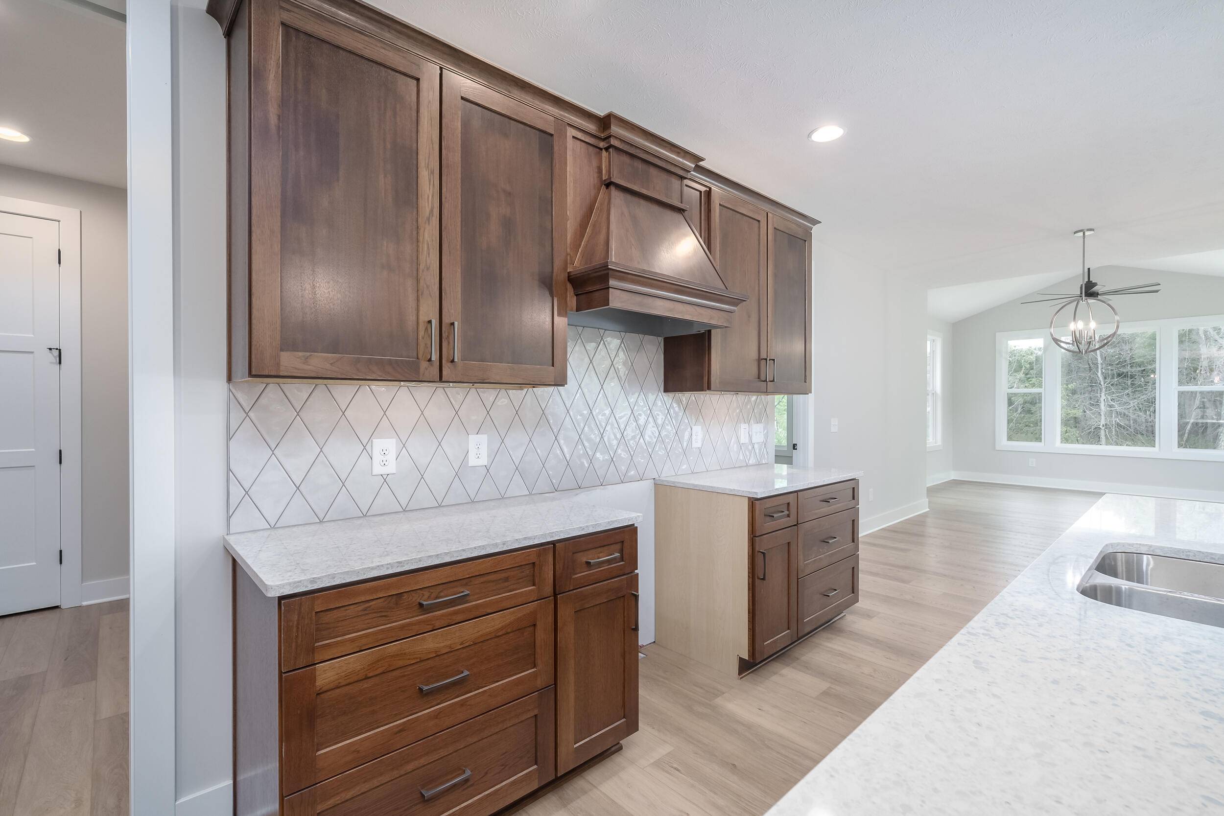 10545 Sharon Lee LN, Portage City, MI 49024