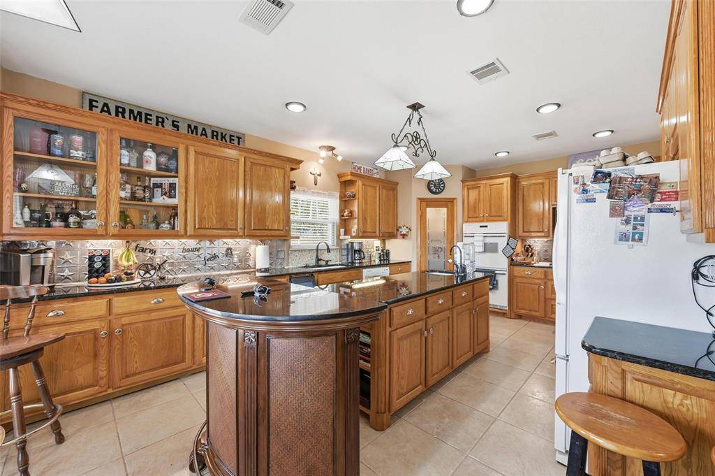 346 Forreston Road, Waxahachie, TX 75165