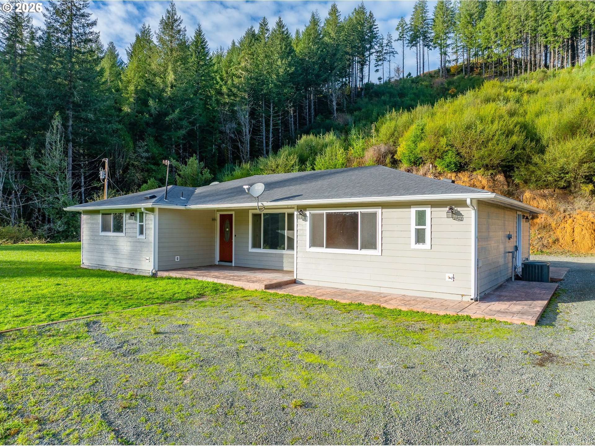 16855 HIGHWAY 42, Myrtle Point, OR 97458