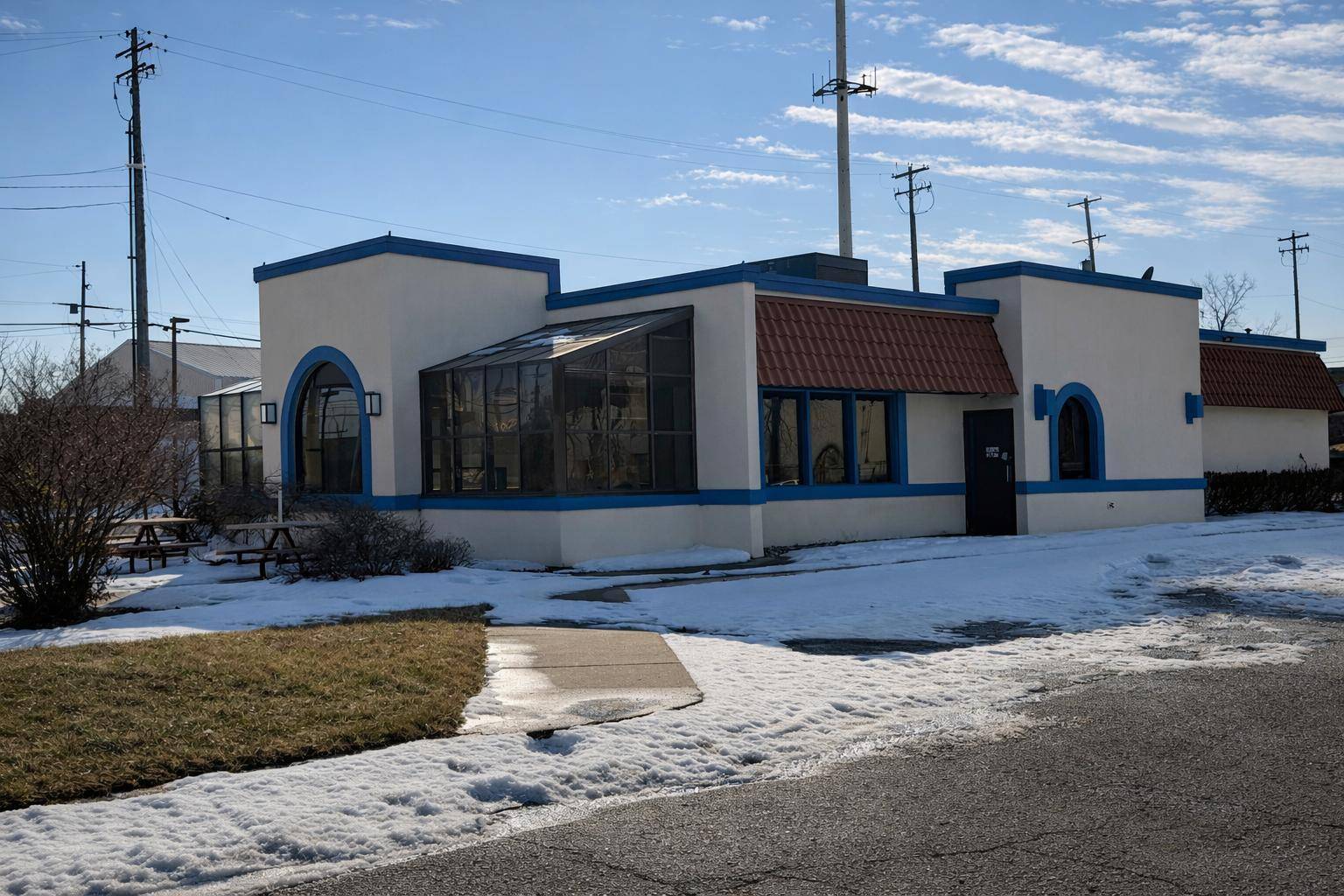 3122 S Martin Luther King Junior BLVD, Lansing City, MI 48910