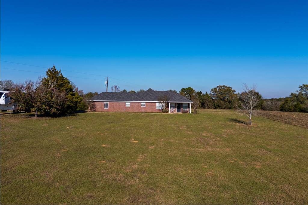 2895 County Road 118, Overton, TX 75684