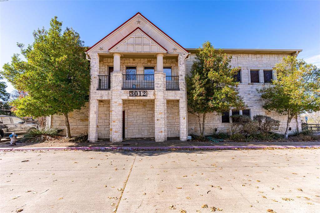 3012 Ridge Road #100, Rockwall, TX 75032
