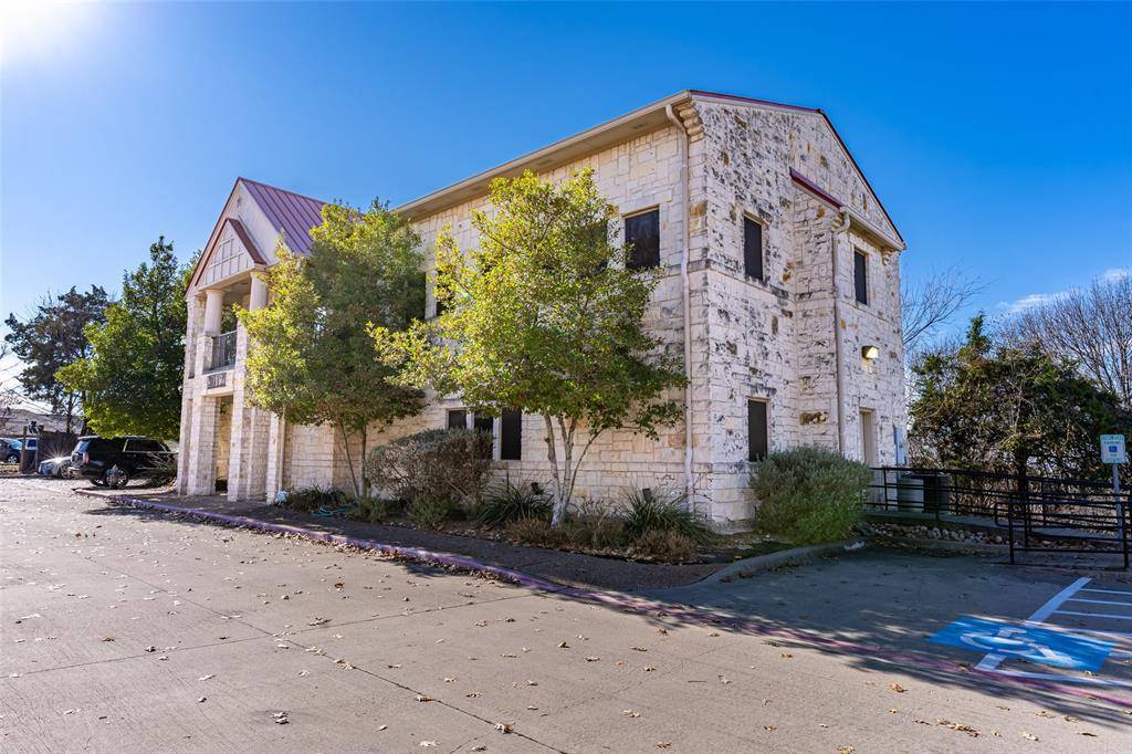 3012 Ridge Road #100, Rockwall, TX 75032